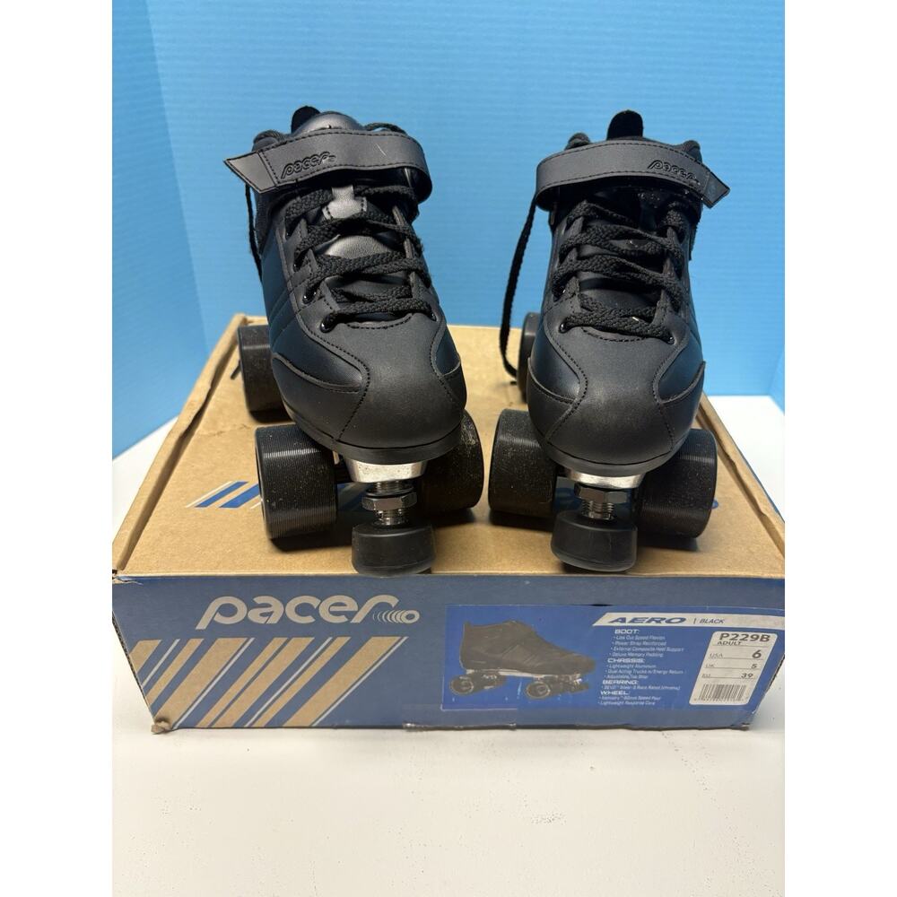 Aero Men's Roller Skate Black Size 6 Low top